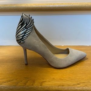 Katy Perry Collections grey suede pump. Size 9. New